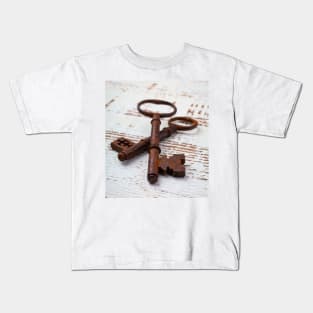 Rusted Skeleton Keys Kids T-Shirt